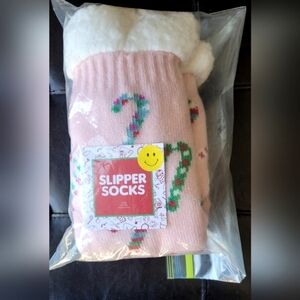 NWT Pink Sherpa Christmas Cane Slipper Socks One Size.